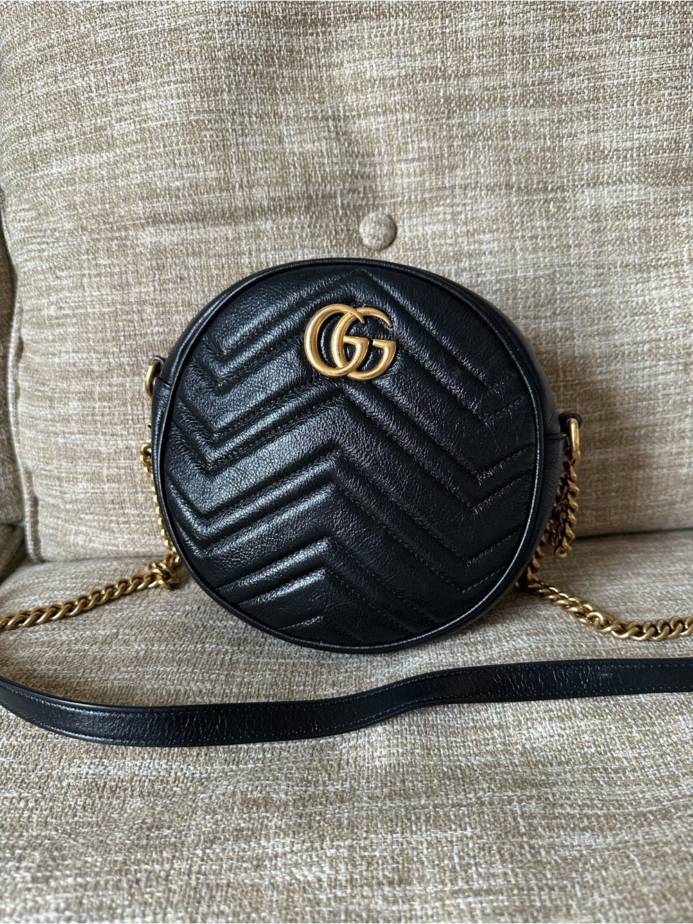 Gucci GG Marmont Round Mini Black Leather Crossbody Bag